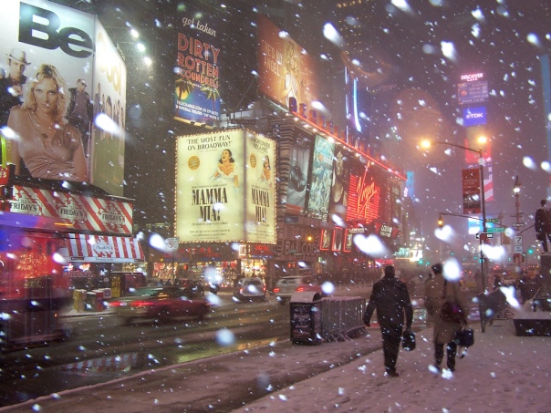 Schnee am Times Square New York, USA
